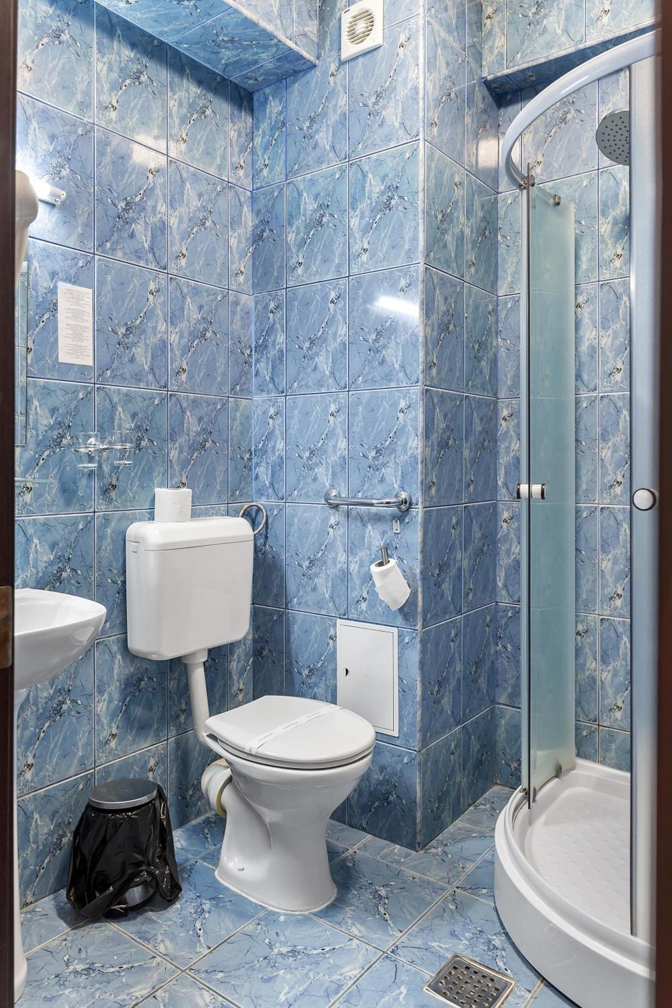 Lina Hotel Бухарест Екстер'єр фото