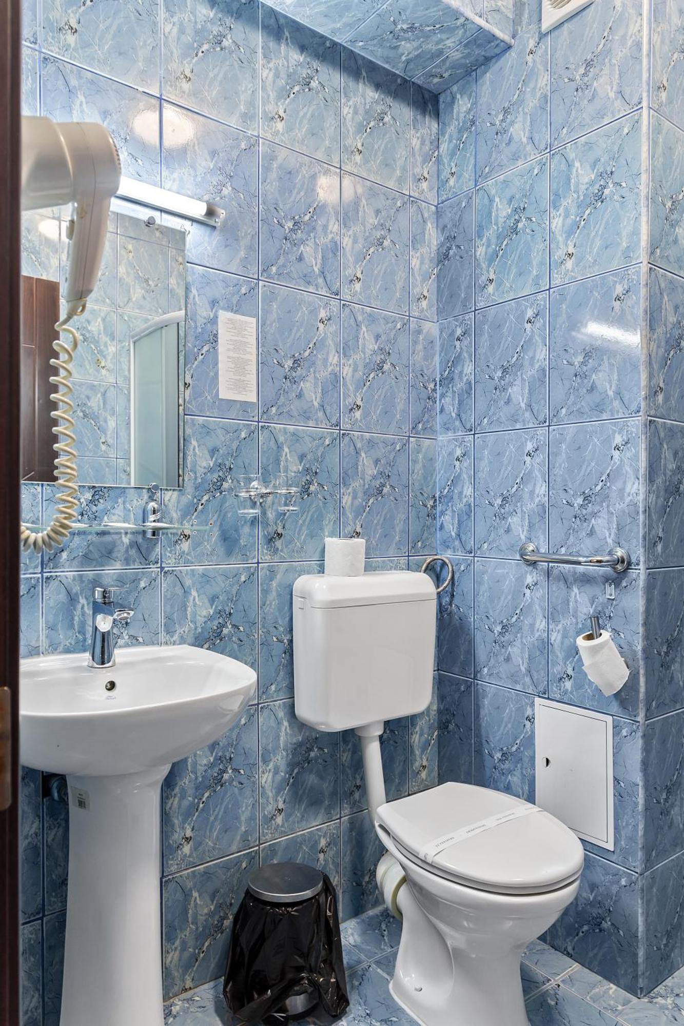 Lina Hotel Бухарест Екстер'єр фото
